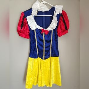Women's snow white costume